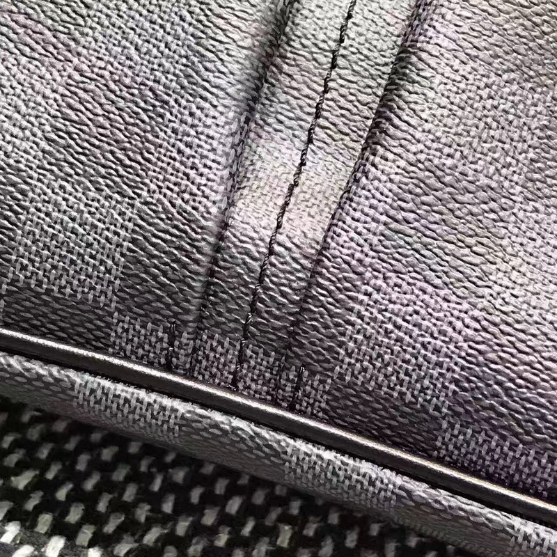 LVT PURSE