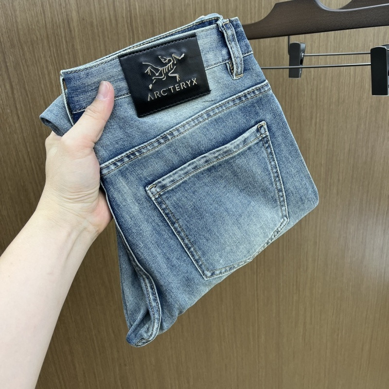 Aceshoe Jeans
