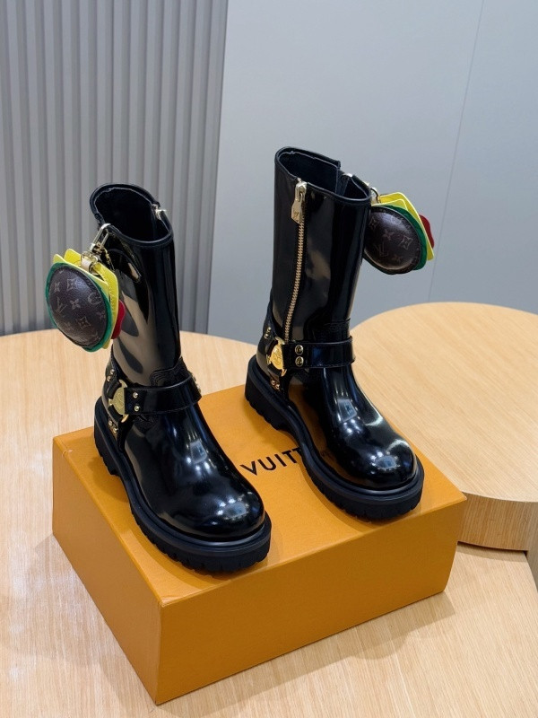 LVT BOOTS