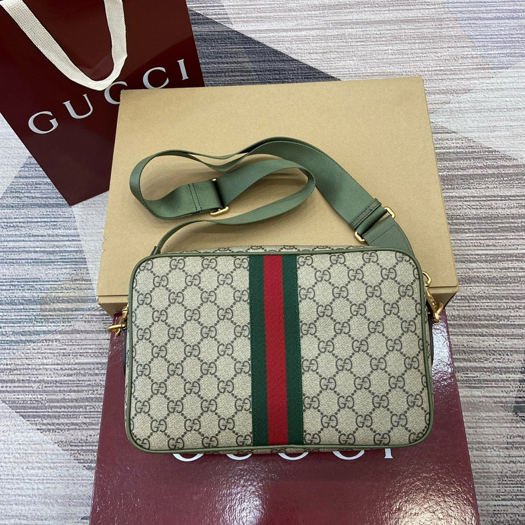 Gvc*1 BAG