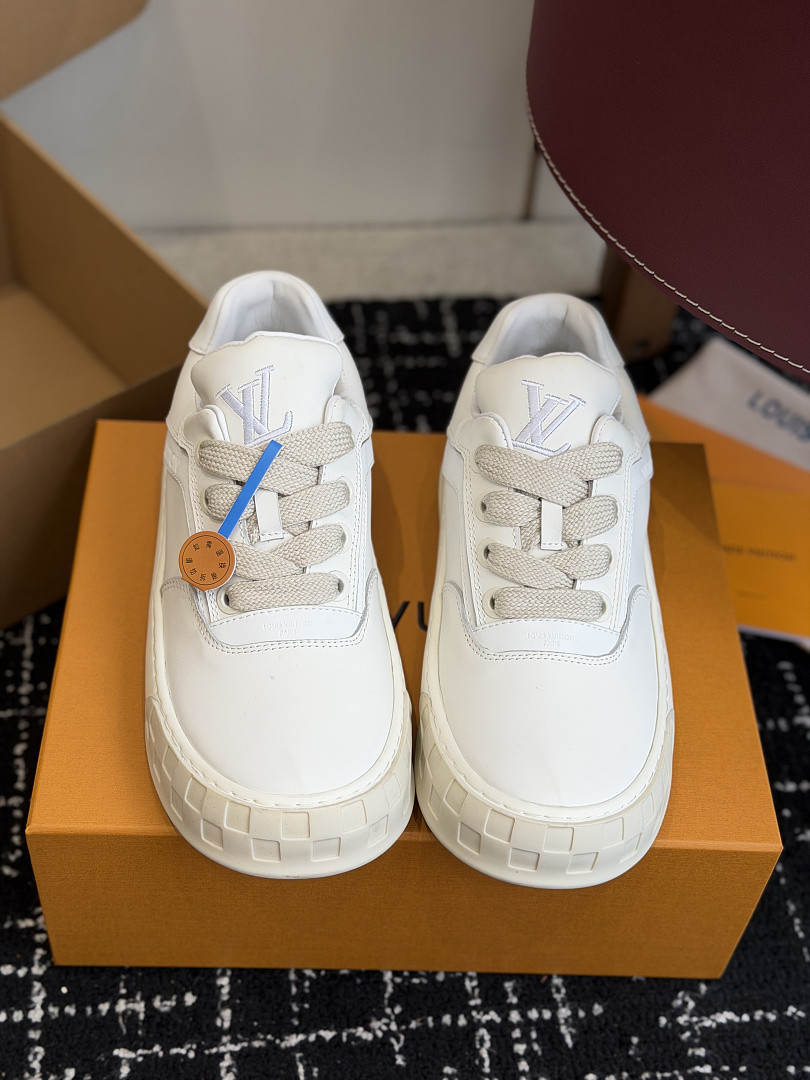 LVT SNEAKERS