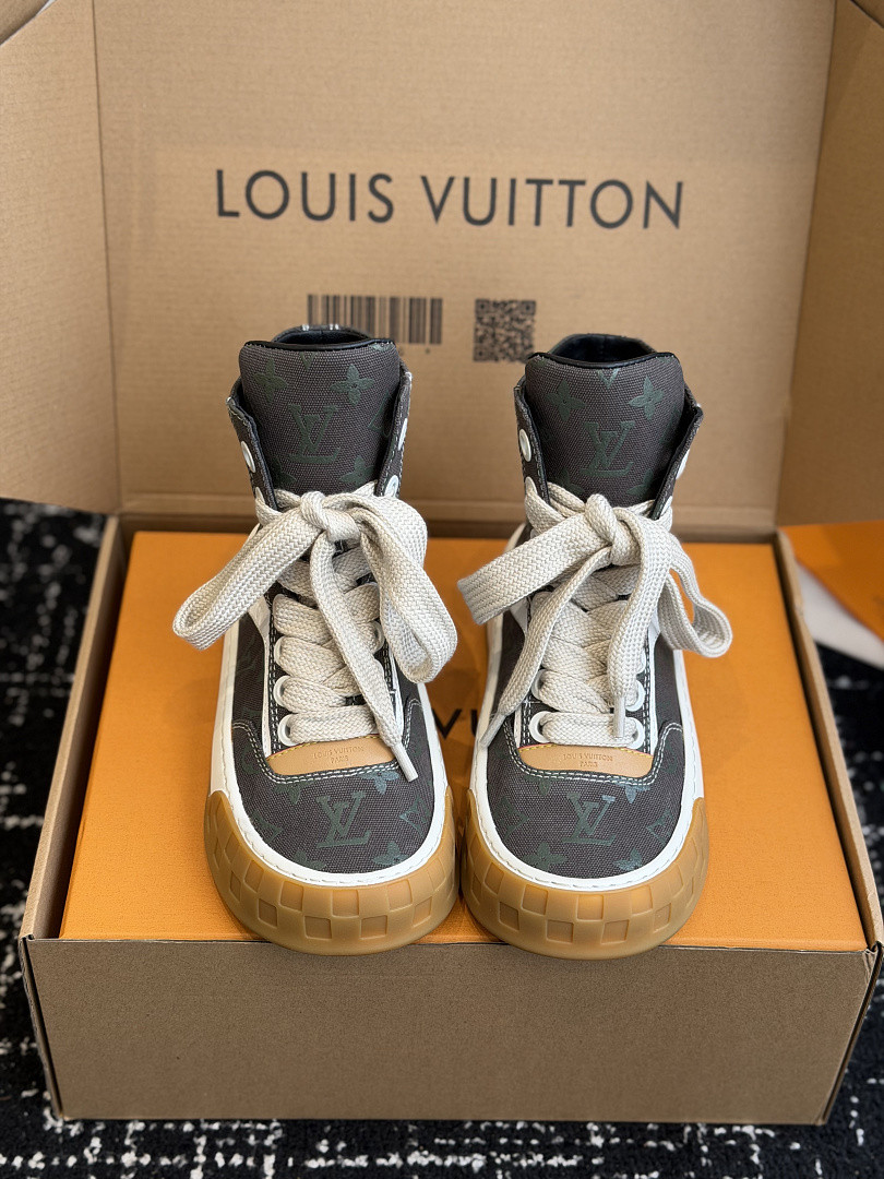 LVT SNEAKERS