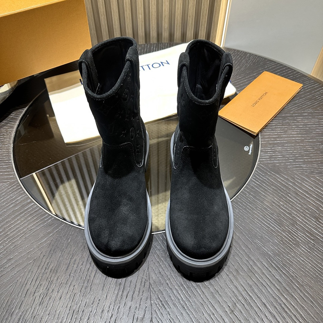 LVT BOOTS