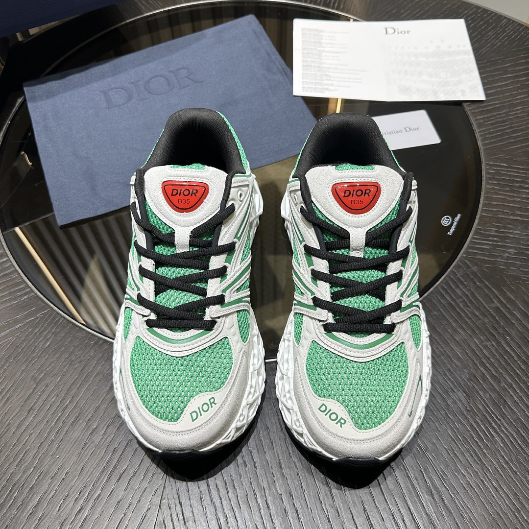 DIO* SNEAKER