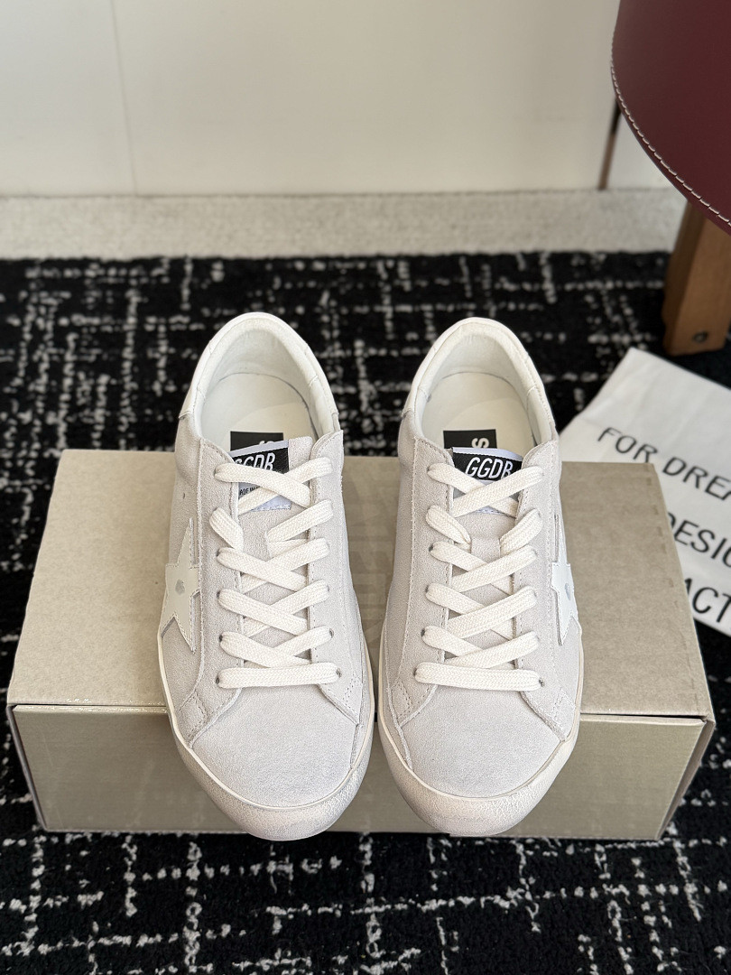 GGDB SNEAKER
