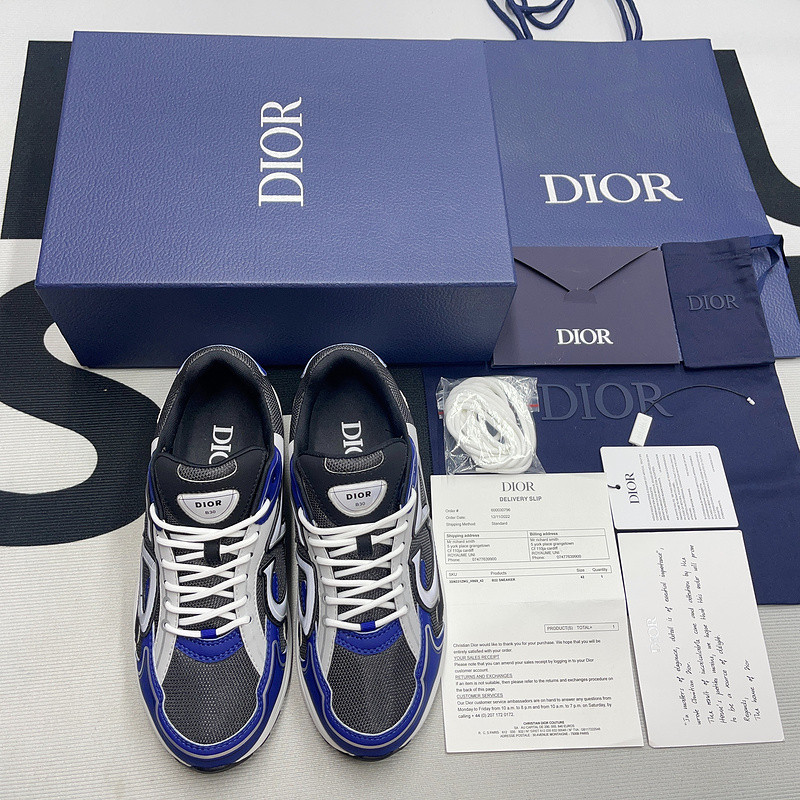 dio* sneaker