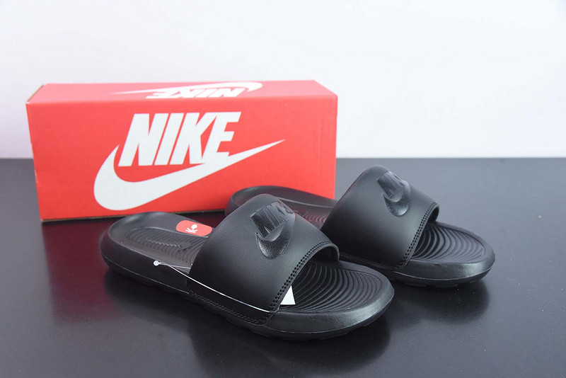 nike sandals