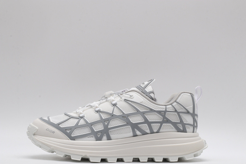 dio* sneaker