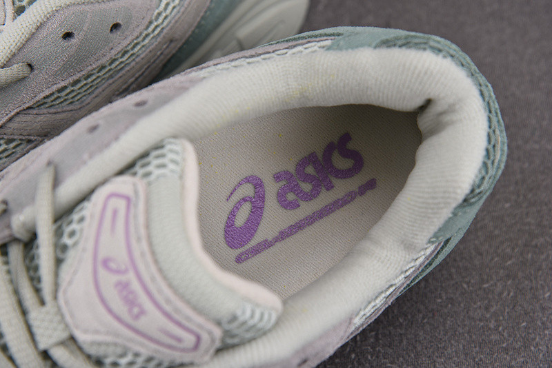 As*ic*s gel kayano 14 