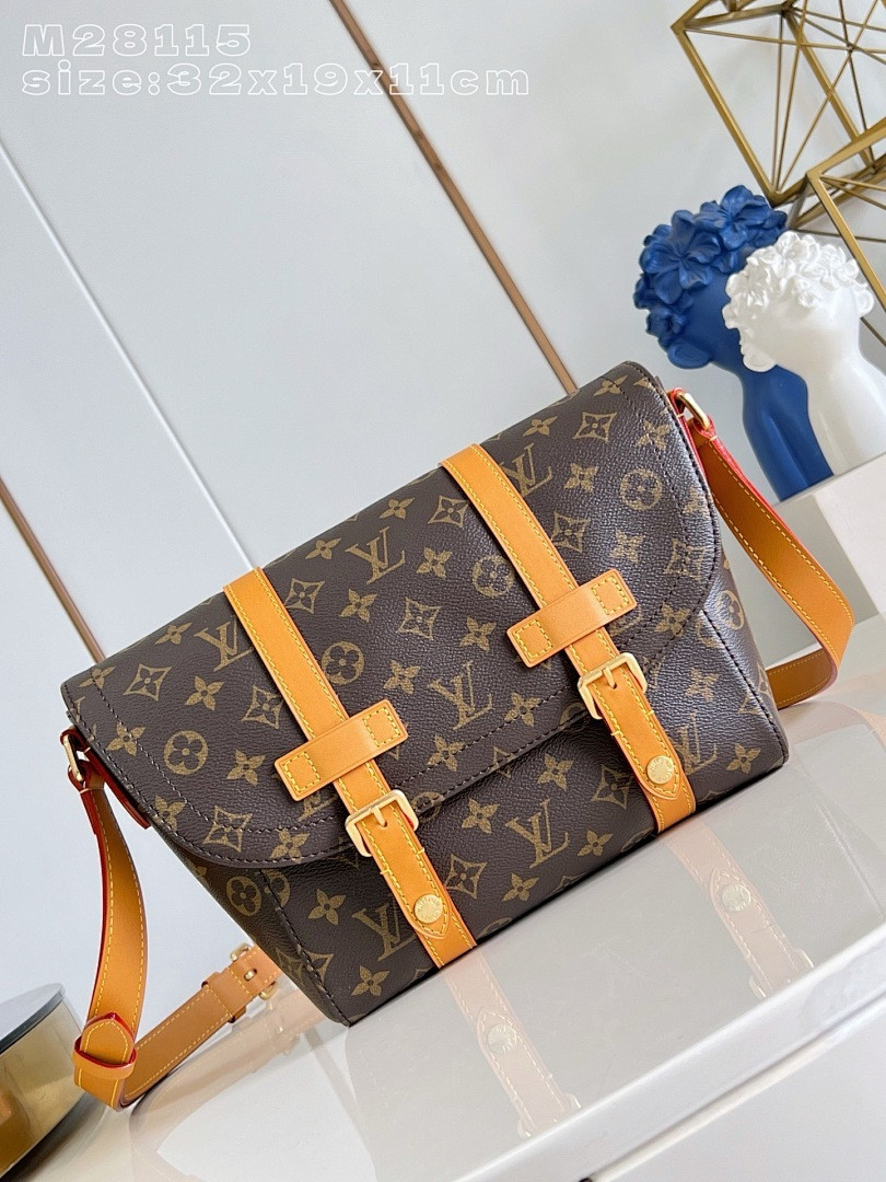LVT PURSE