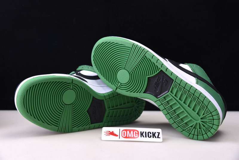 nike sb dunk low “classic green” bq6817-302