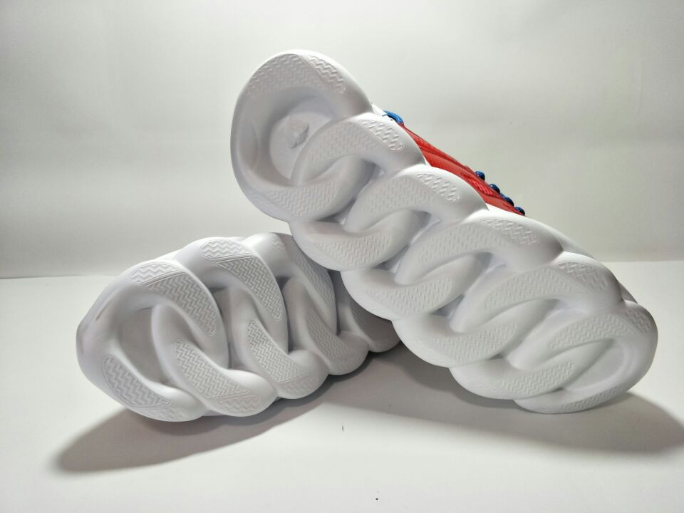 vs chain reaction sneakers