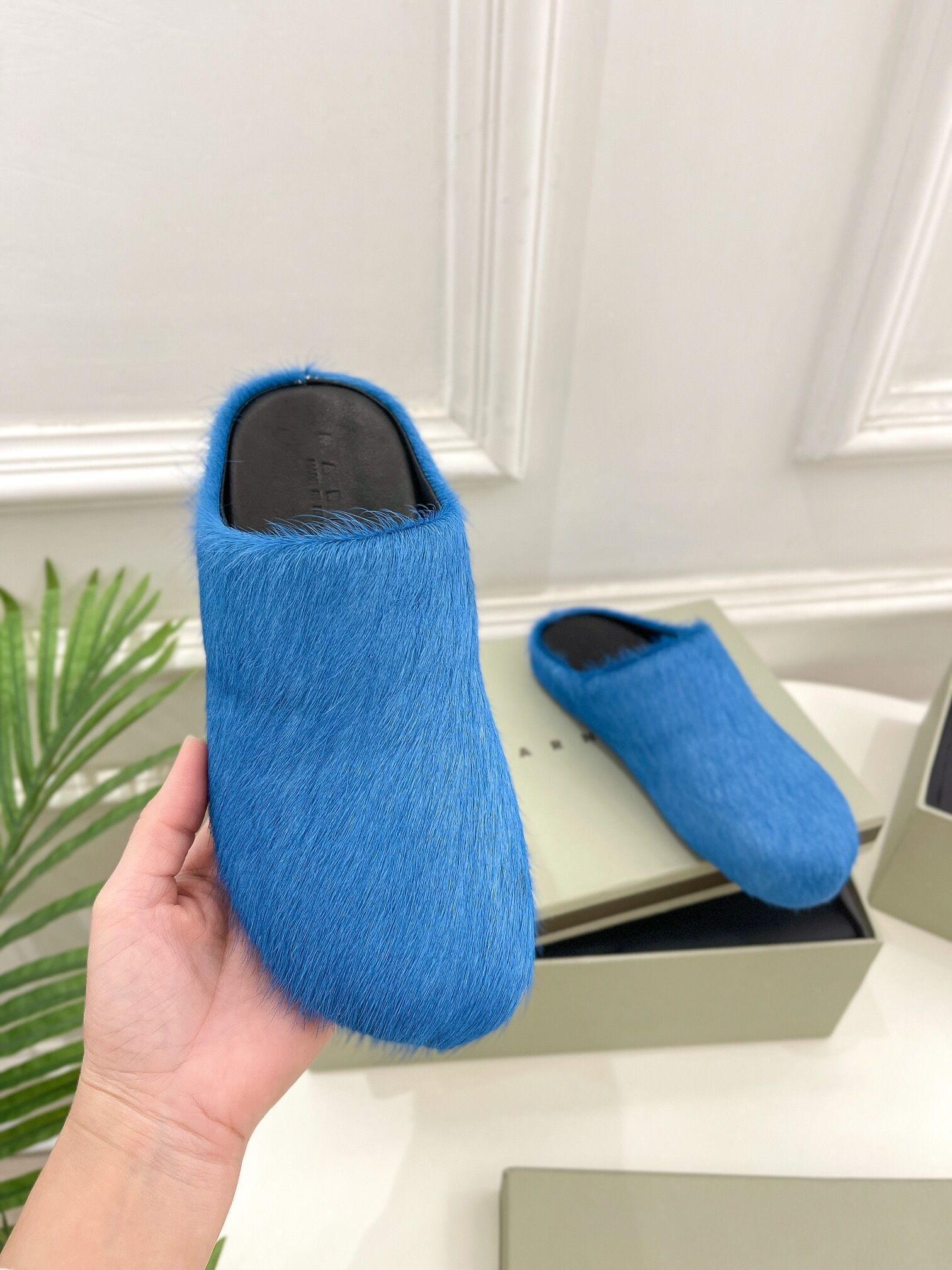 marni calf hair slippers-blue
