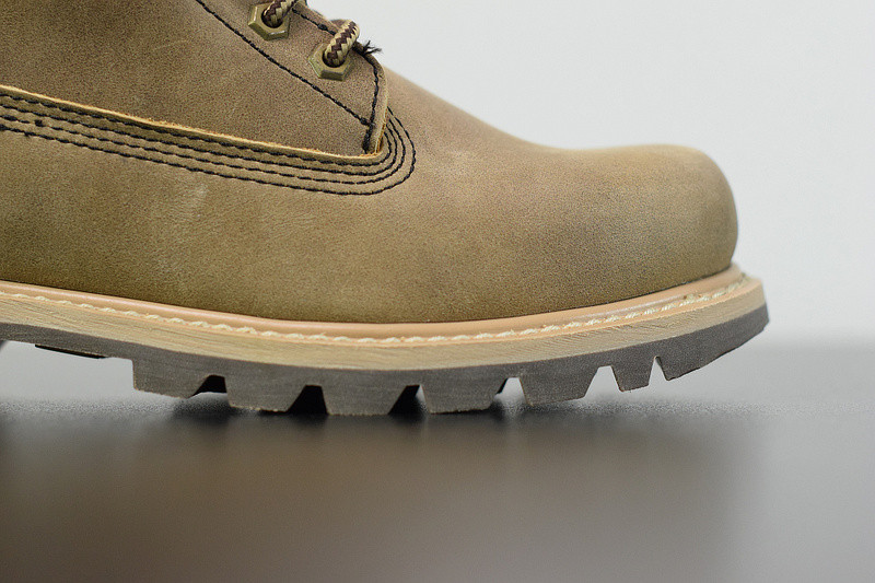 Timb**1*nd sneaker