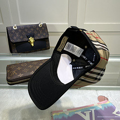 B**rry hat