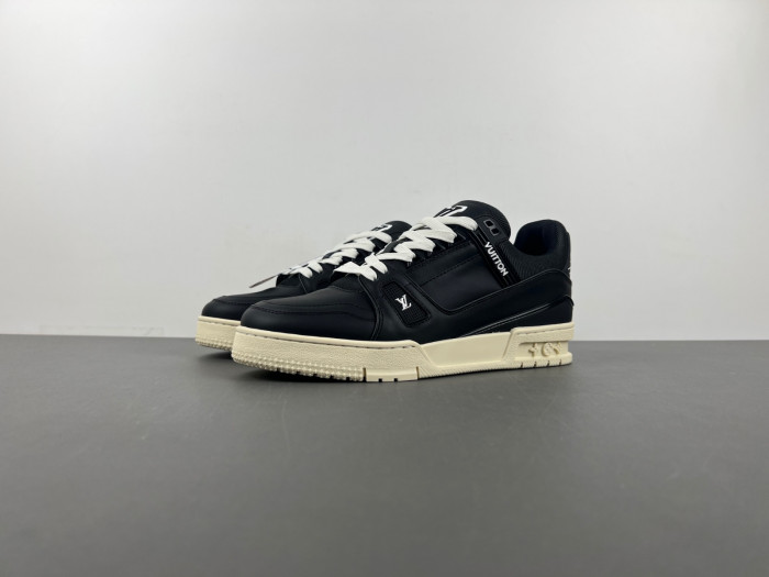LV TRAINER SNEAKER LVT-000628