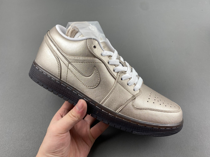 AIR JORDAN 1 LOW SE “Metallic Zinc” HQ3529-099
