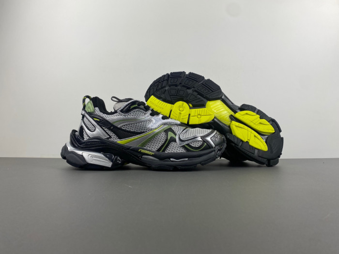 RUNNER SNEAKER RS109