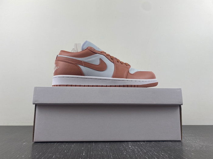 Jordan 1 Low Sky J Orange DC0774-080