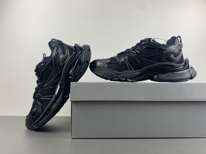 RUNNER SNEAKER RS108