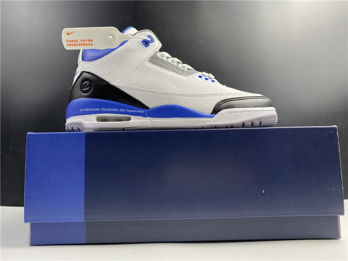 FRAGMENT DESIGN X AIR JORDAN 3 RETRO CT8532-040