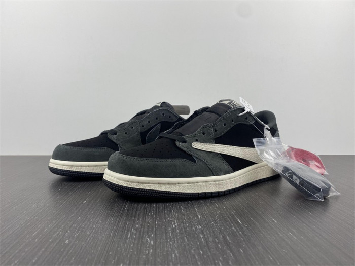 Travis Scott x Air Jordan 1 Low OG “Black/Phantom”