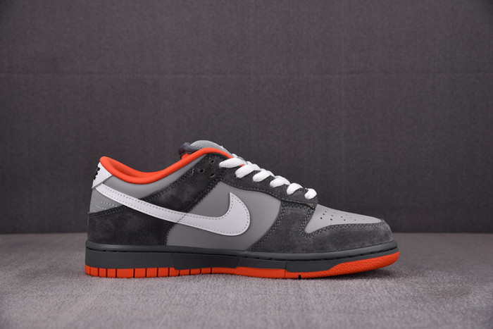 NIKE Jeff Staple Dunk Low Pro SB 