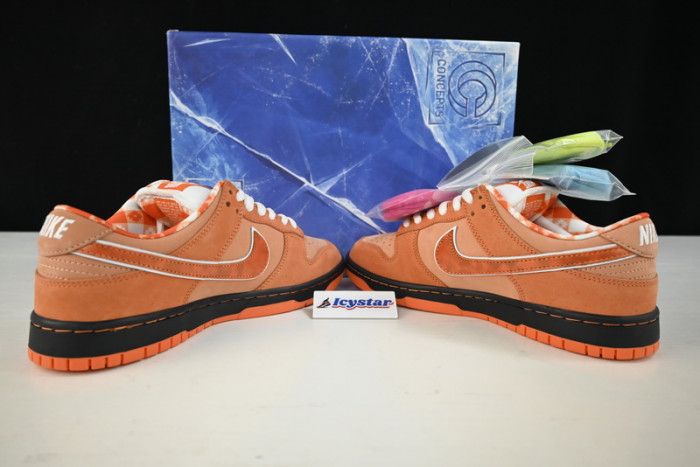 CONCEPTS X NIKE SB DUNK LOW "ORANGE LOBSTER" FD8776-800