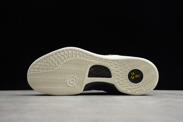 NIKE KOBE 8 SYSTEM “EASTER” 555286-302