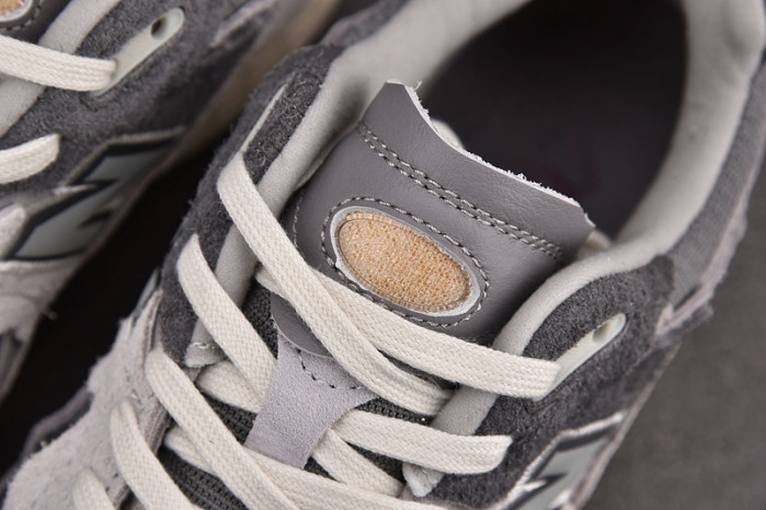 NEW BALANCE SNEAKER NB028