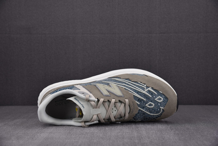 NEW BALANCE SNEAKER NB041