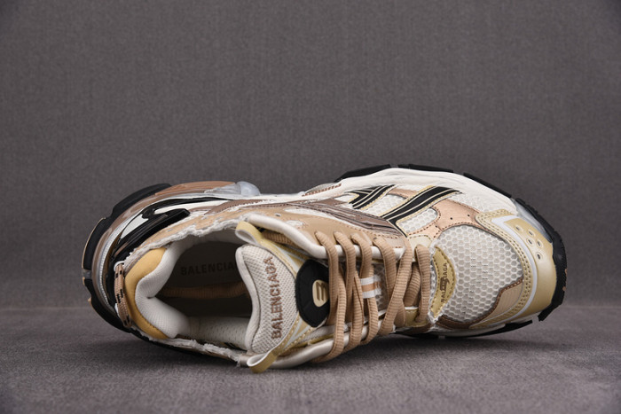 RUNNER SNEAKER RS058