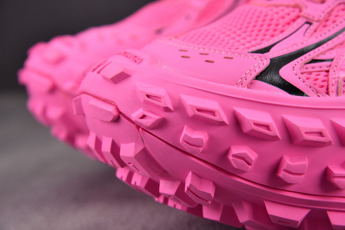 DEFENDER SNEAKER DS001