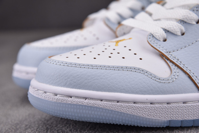 Jordan 1 Low SE Emerald Rise (Women