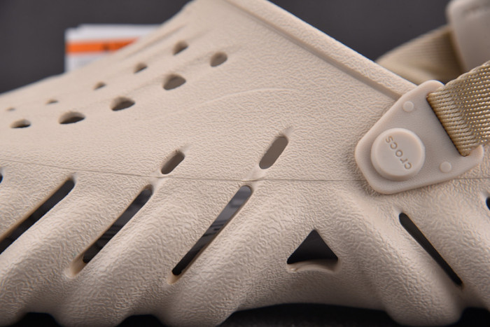 Cr*0*s x salehe bembury c00020