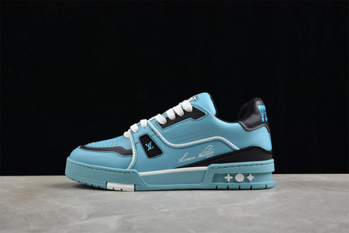 LV TRAINER SNEAKER LV-000556