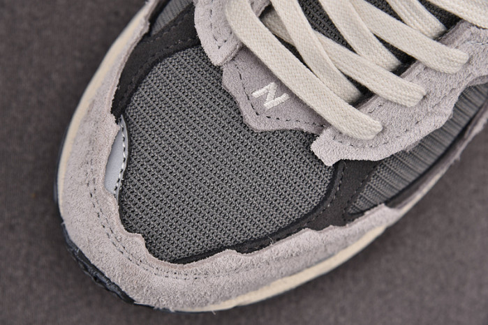 NEW BALANCE SNEAKER NB028