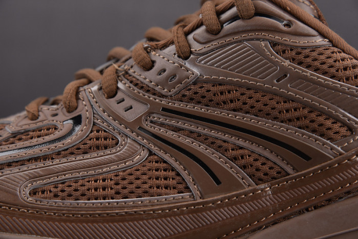 DEFENDER SNEAKER DS008