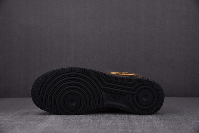 l**is V*t*n x nike air force la11