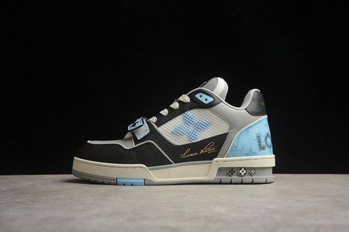 LV TRAINER SNEAKER LV-000553