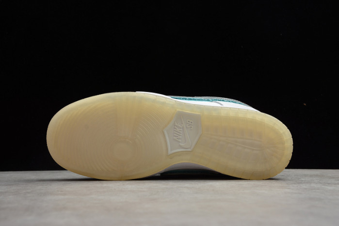 Di*m*nd s*pply co. x dunk low pro sb 