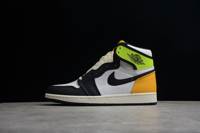 Air Jordan 1 High OG “University Gold” 555088-118
