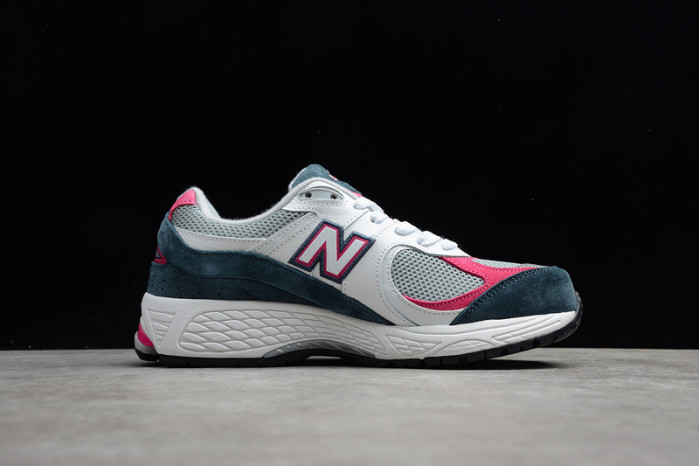 NEW BALANCE SNEAKER 006