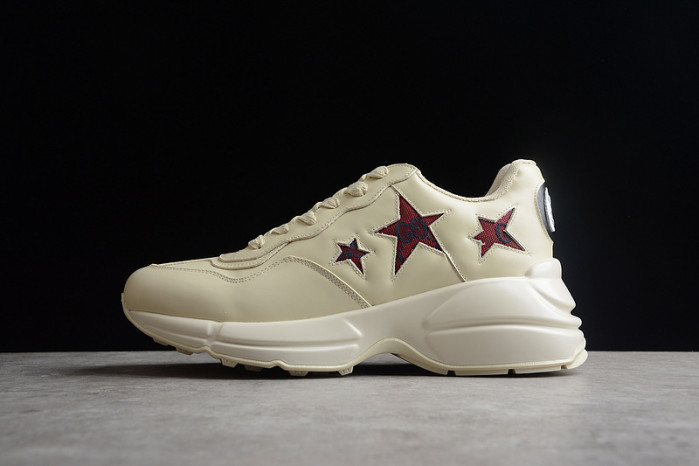 G*u*i* trainer sneaker 84