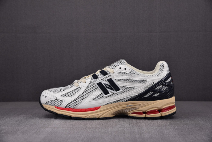 NEW BALANCE SNEAKER NB059