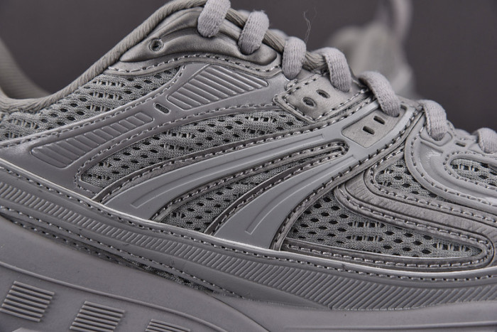 DEFENDER SNEAKER DS010