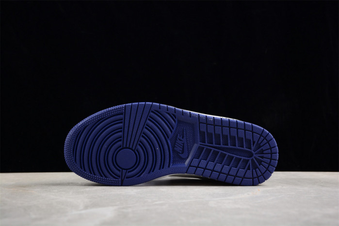 Travis Scott x Air Jordan 1