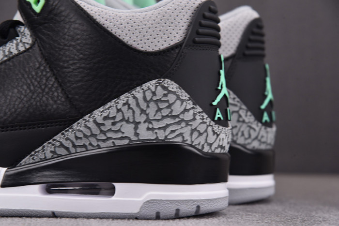 Jordan 3 Retro Green Glow CT8532-031