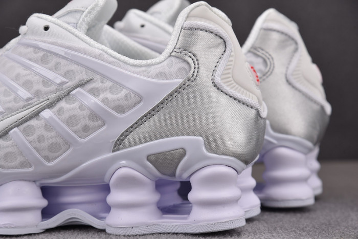 NIKE Wmns Nike Shox TL 