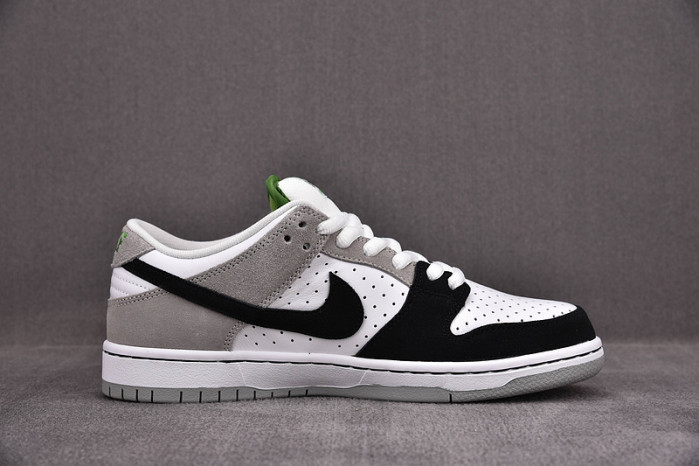Nike SB Dunk Low Chlorophyll BQ6817-011